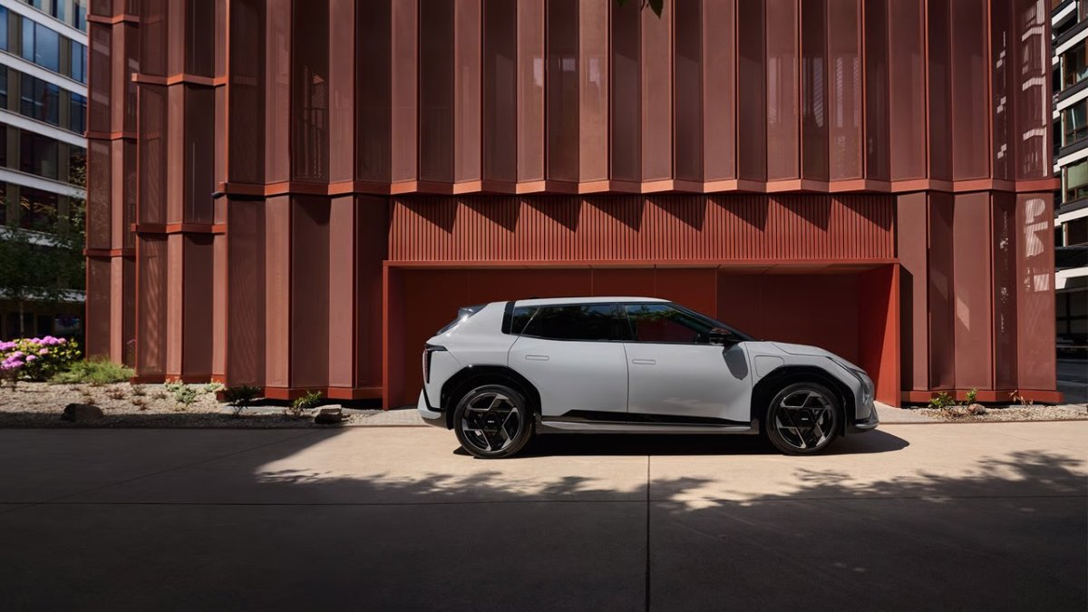 Kia EV4