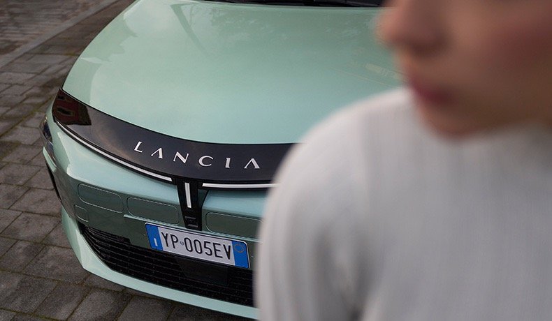 Lancia Ypsilon