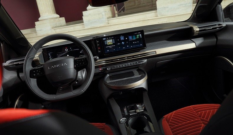 Lancia Ypsilon