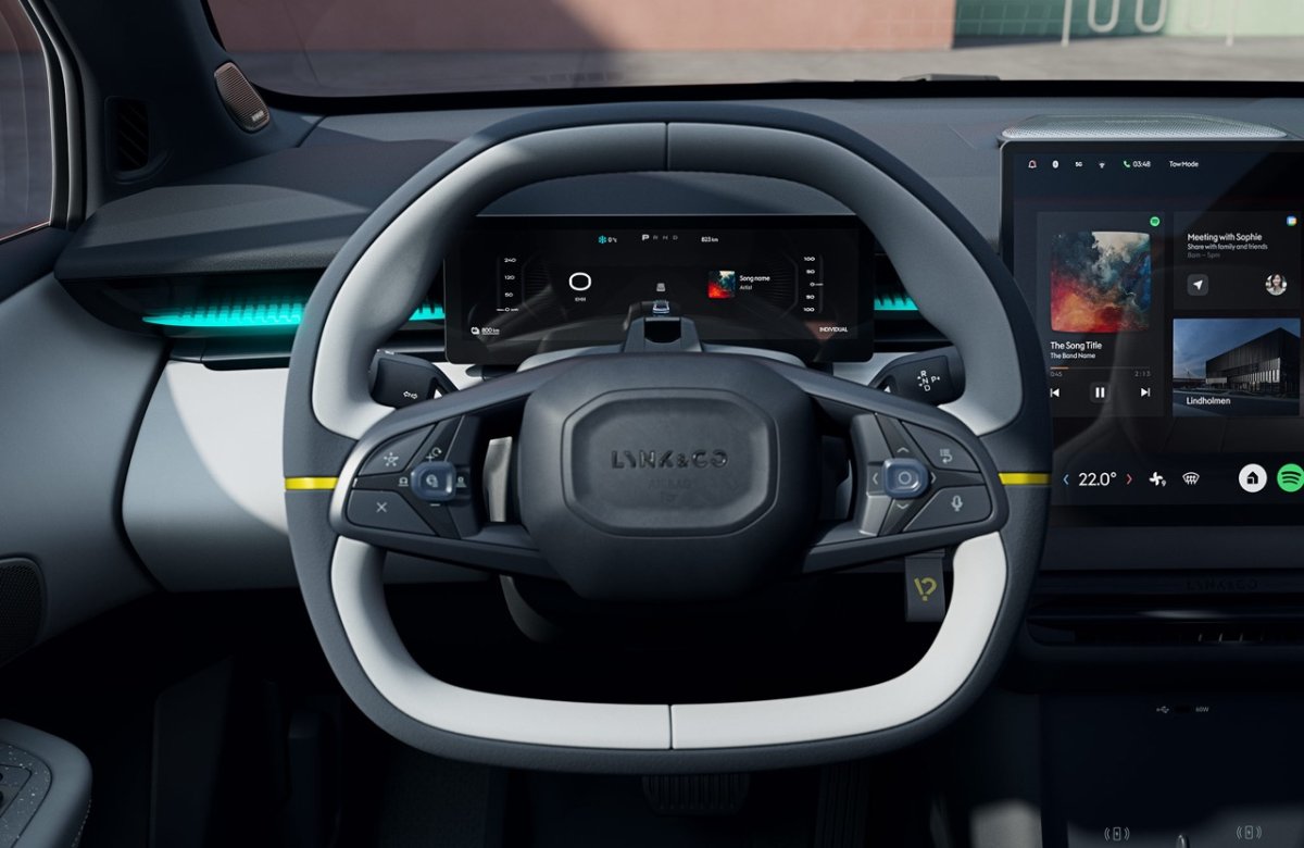 Lynk & Co 02