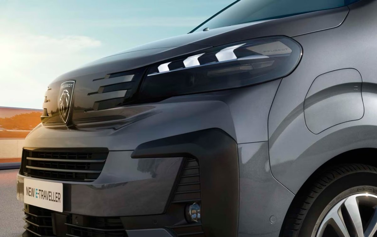 Peugeot e-Traveller