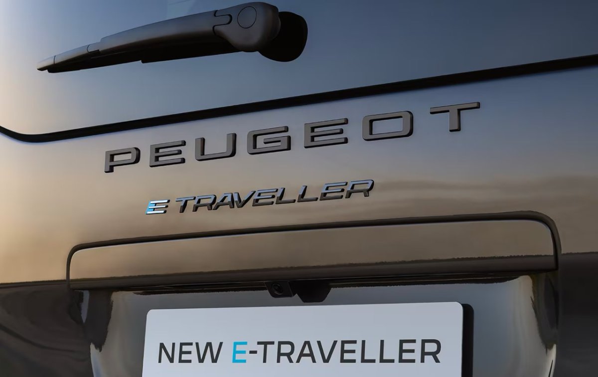 Peugeot e-Traveller