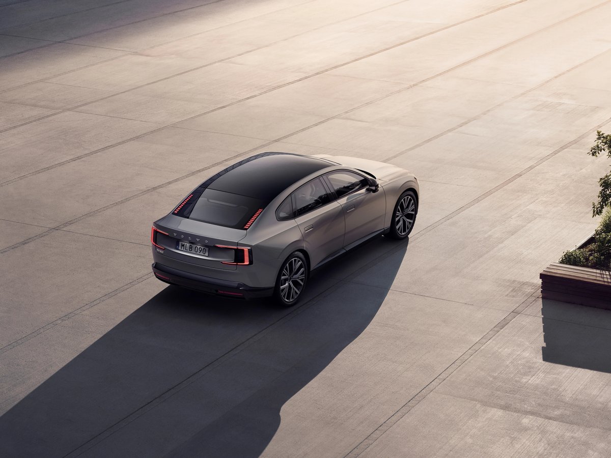 Volvo ES90