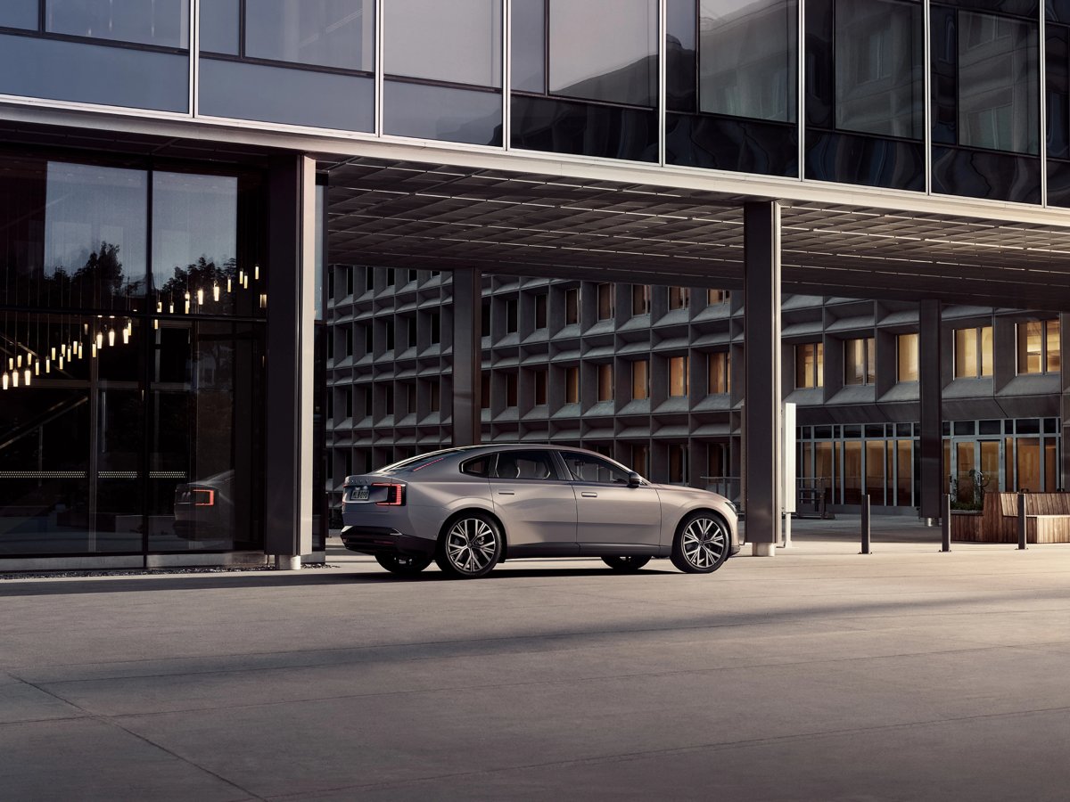 Volvo ES90